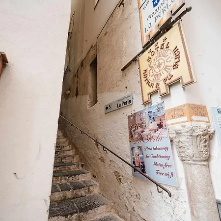 White - Centro Storico By Italianhost Apartment *