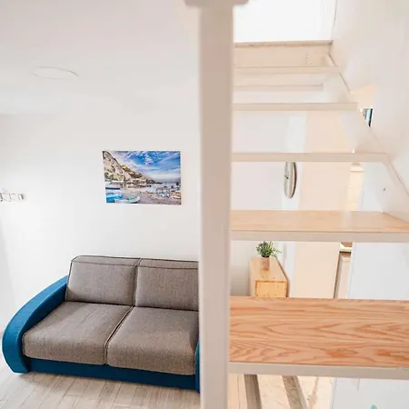 Apartment White - Centro Storico By Italianhost *